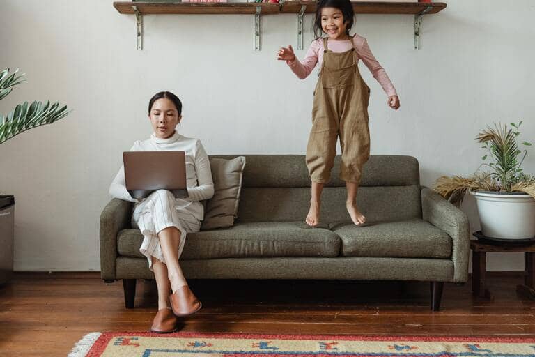 content marketing strategy working mom persona