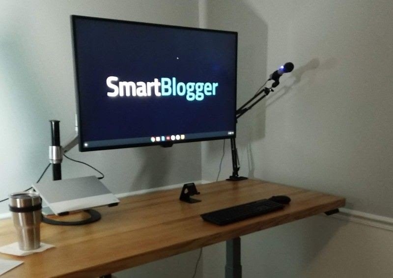 home office workspace